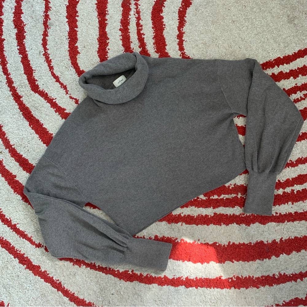 WILFRED CROPPED LONG SLEEVE TURTLENECK